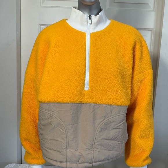 Fabletics Mallory Fleece Colorblock crop half zip yellow & Khaki Pullover, Sz M - Picture 3 of 9